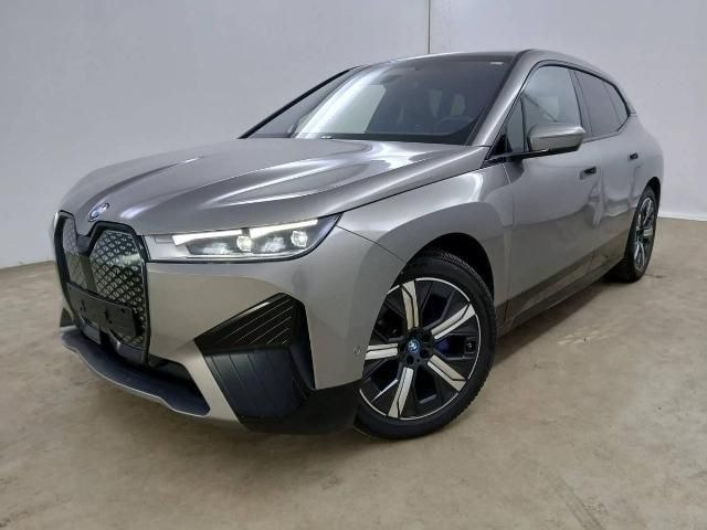 BMW iX 33.442 km 51.830 &euro; Salzgitter 38228