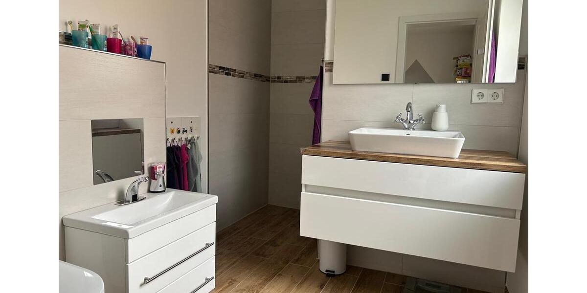 Villa Hohenhameln - 7 Zimmer, 211 m&sup2;, 733.000&euro; | Angebot:25976891