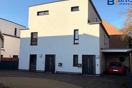 Wohnung Uetze - 5 Zimmer, 146 m&sup2;, 1.600&euro; | Angebot:25348932