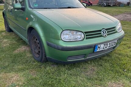 VW Golf 215.718 km 1.600 &euro; Pattensen 30982