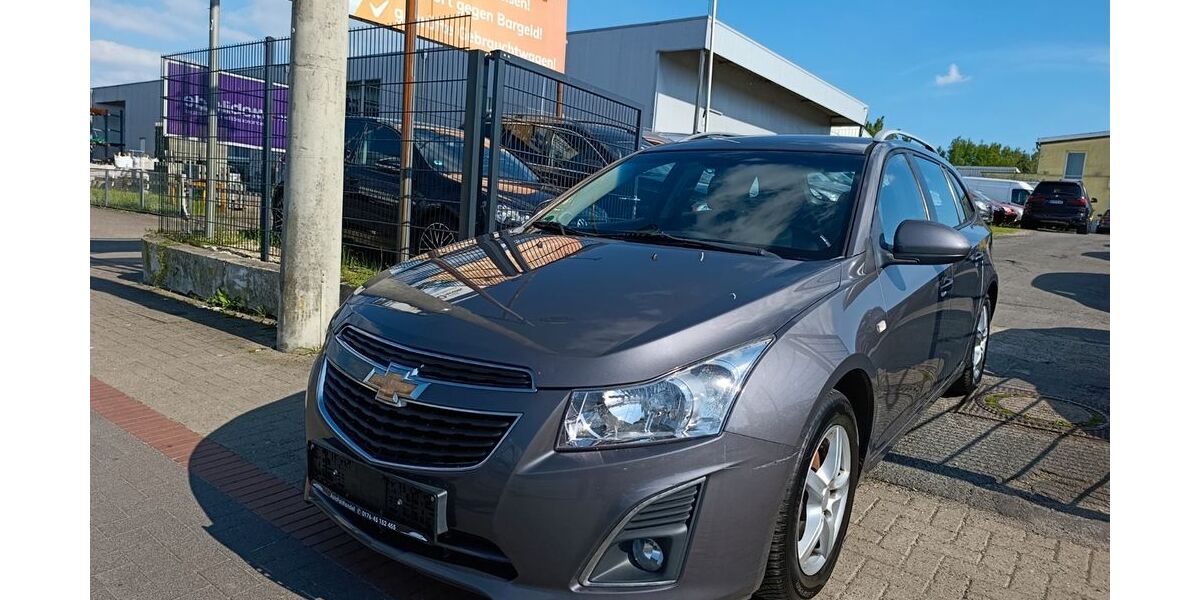 Chevrolet Cruze 89.000 km 5.800 &euro; Hannover 30453