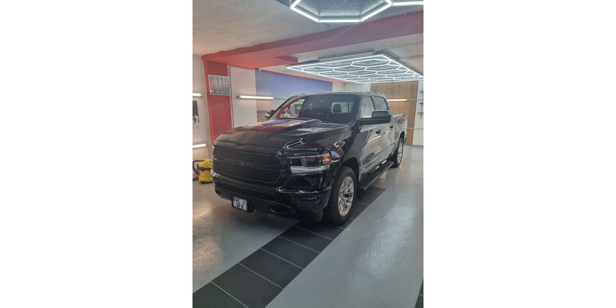 Dodge RAM 132.100 km 42.900 &euro; Hohenhameln 31249