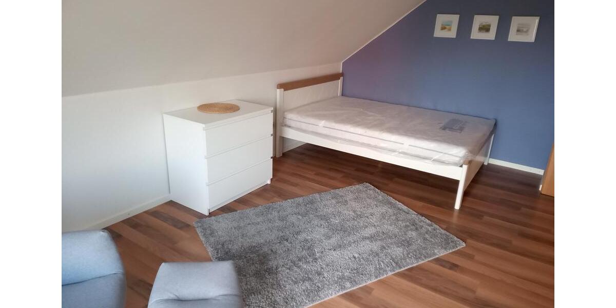 Dachgeschoßwohnung Giesen - 1 Zimmer, 40 m&sup2;, 510&euro; | Angebot:25869758