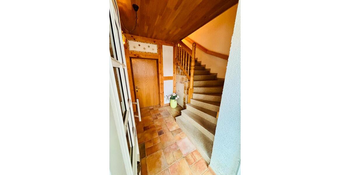 Dachgeschoßwohnung Bockenem - 3 Zimmer, 94 m&sup2;, 795&euro; | Angebot:25048536