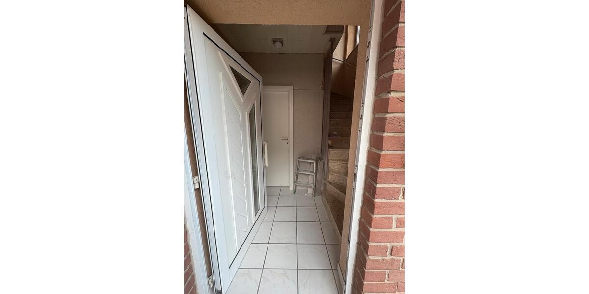 Etagenwohnung Lehrte - 4 Zimmer, 102 m&sup2;, 900&euro; | Angebot:25179397