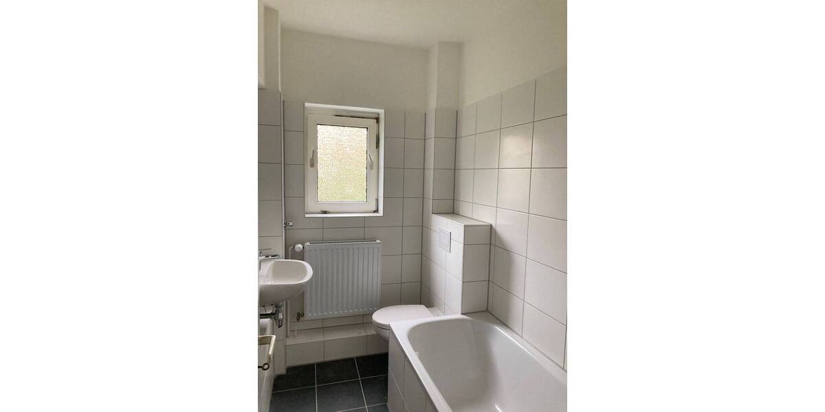 Etagenwohnung Salzgitter Lebenstedt - 3 Zimmer, 57 m&sup2;, 340&euro; | Angebot:26502117