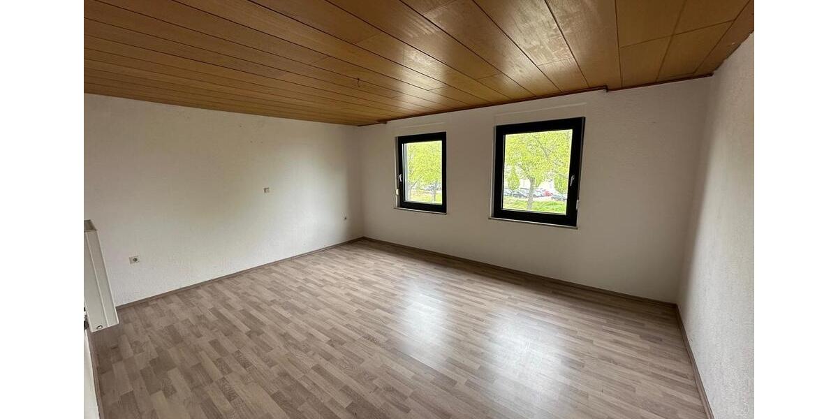 Etagenwohnung Hildesheim Oststadt/Stadtfeld - 6 Zimmer, 180 m&sup2;, 1.190&euro; | Angebot:24587675
