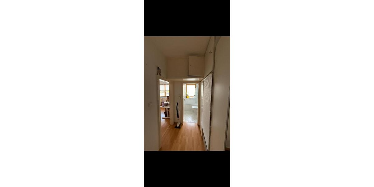 Hochparterre Ronnenberg - 4 Zimmer, 95 m&sup2;, 1.300&euro; | Angebot:25961096