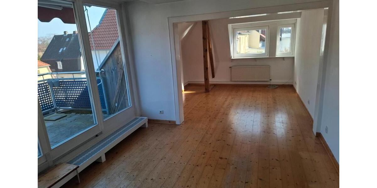 Dachgeschoßwohnung Hannover Döhren-Wülfel - 3 Zimmer, 77 m&sup2;, 285.000&euro; | Angebot:26693278