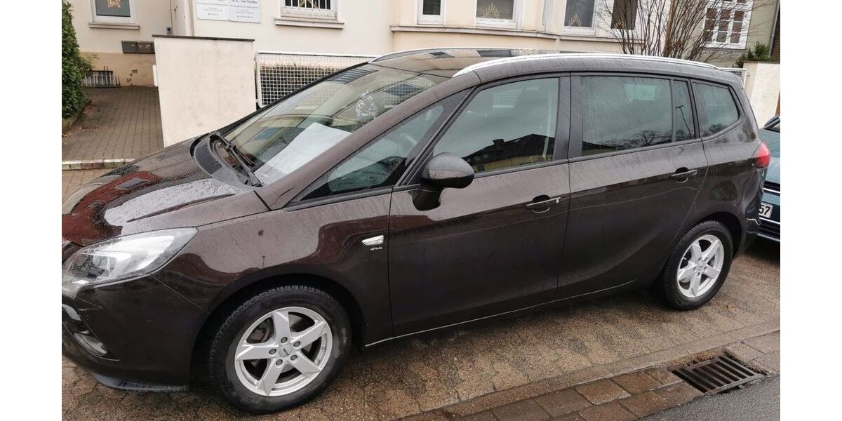 Opel Zafira Tourer 83.741 km 8.300 &euro; Peine 31228