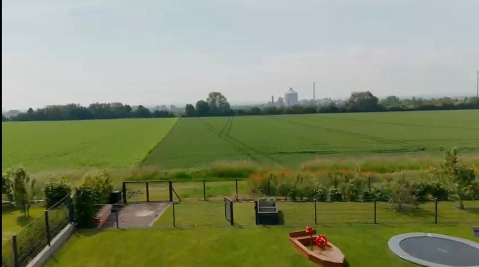 Villa Hohenhameln - 7 Zimmer, 211 m&sup2;, 733.000&euro; | Angebot:25976891