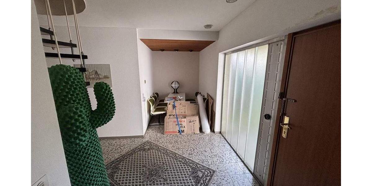 Einfamilienhaus Ronnenberg Weetzen - 7 Zimmer, 216 m&sup2;, 249.000&euro; | Angebot:25733409