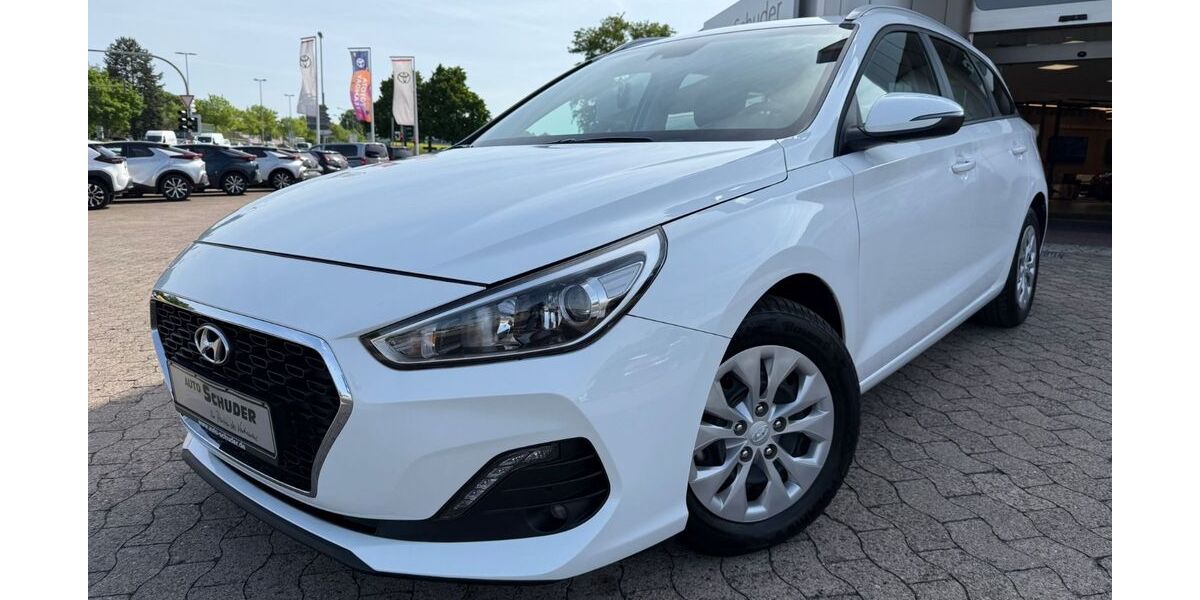 Hyundai i30 6.900 km 13.990 &euro; Hildesheim 31137