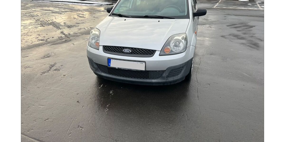 Ford Fiesta 62.000 km 2.950 &euro; Hildesheim 31135
