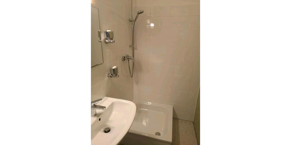 Etagenwohnung Hannover Linden-Limmer - 1 Zimmer, 38 m&sup2;, 66.666&euro; | Angebot:21553560