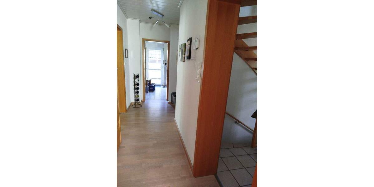 Einfamilienhaus Springe Gestorf - 8 Zimmer, 180 m&sup2;, 430.000&euro; | Angebot:25711082