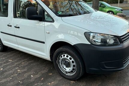 VW Caddy 138.000 km 5.499 &euro; Adenstedt 31246