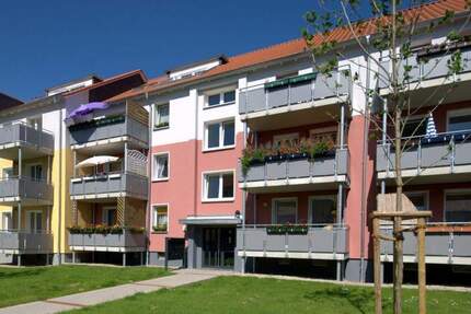 Wohnung Hildesheim Ost - 3 Zimmer, 74 m&sup2;, 165.000&euro; | Angebot:25672963