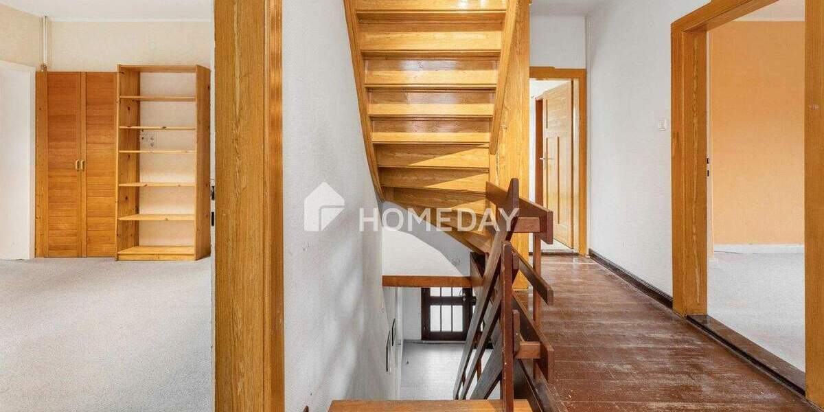 Einfamilienhaus Elze Esbeck - 8 Zimmer, 260 m&sup2;, 349.500&euro; | Angebot:25846119