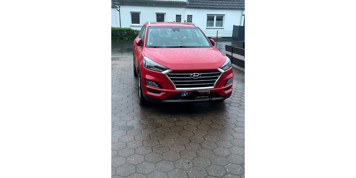 Hyundai TUCSON 95.000 km 14.500 &euro; Salzgitter 38229