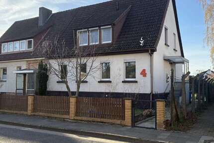 Haus Sarstedt - 5 Zimmer, 160 m&sup2;, 380.000&euro; | Angebot:23794665