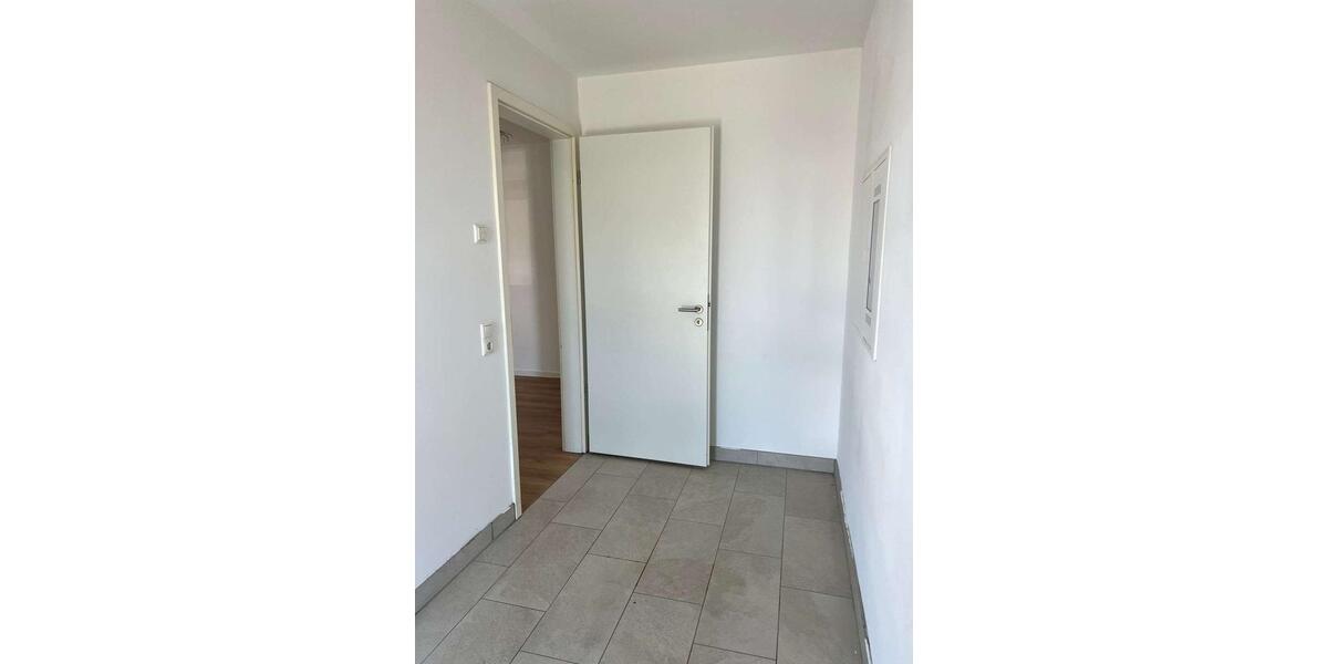 Etagenwohnung Laatzen - 3 Zimmer, 97 m&sup2;, 1.151&euro; | Angebot:24602386