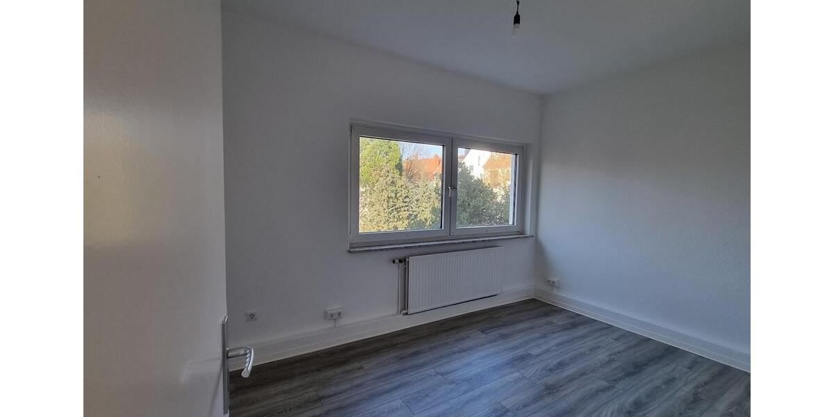 Etagenwohnung Hannover Linden-Limmer - 3 Zimmer, 72 m&sup2;, 820&euro; | Angebot:25367951