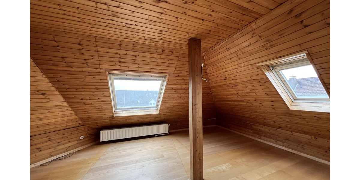 Großzügiges Wohnglück mit Platzgarantie - Etagenwohnung Hildesheim Itzum | Angebot:27312431