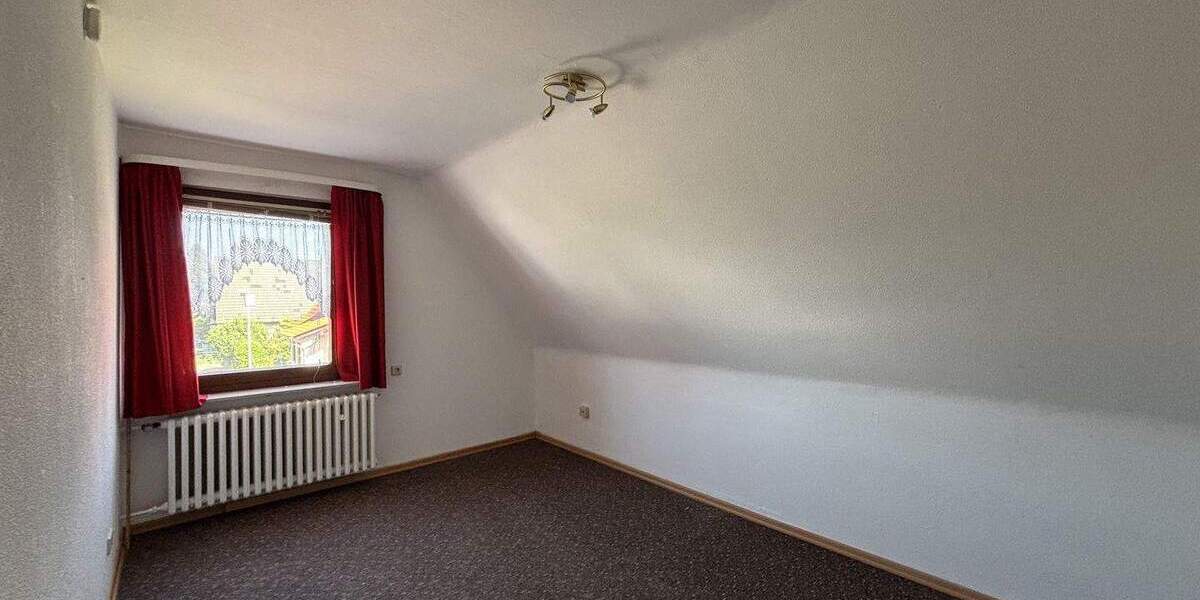 Mehrfamilienhaus, Wohnhaus Sehnde Ilten - 7 Zimmer, 194 m&sup2;, 339.000&euro; | Angebot:25733350