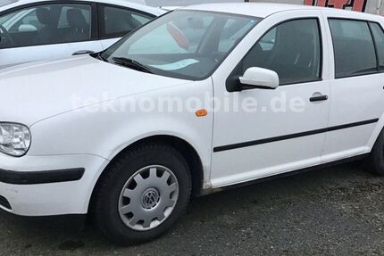 VW Golf 104.434 km 687 &euro; Hildesheim 31137