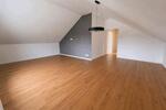 Dachgeschoßwohnung Coppenbrügge - 3.5 Zimmer, 90 m&sup2;, 675&euro; | Angebot:26656890