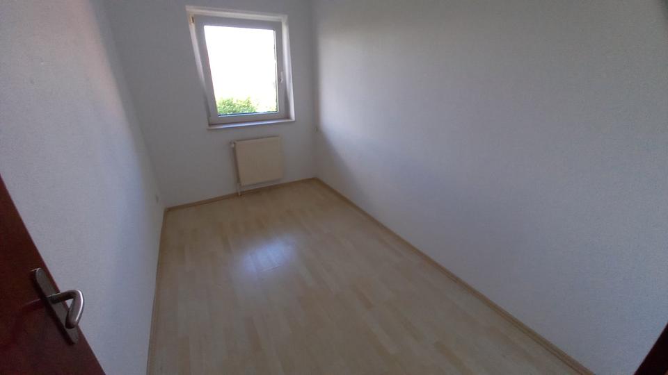 Etagenwohnung Lehrte - 5 Zimmer, 105 m&sup2;, 890&euro; | Angebot:21434317