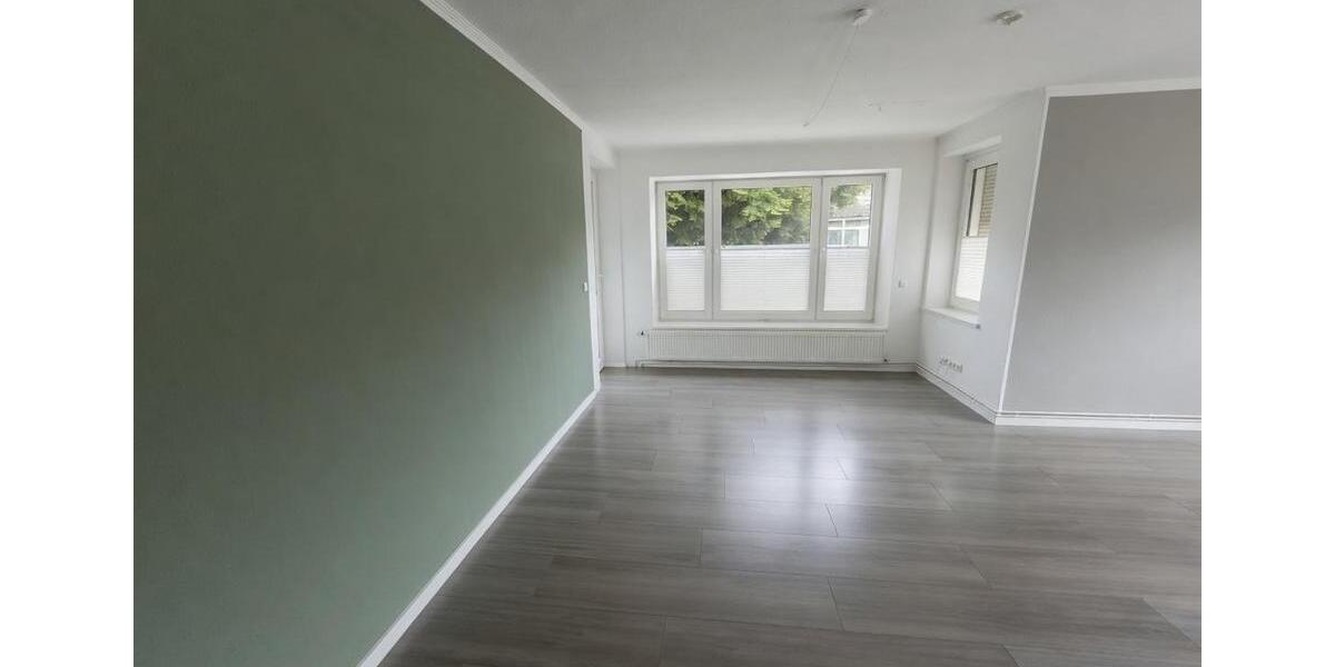 Erdgeschoßwohnung Hildesheim Himmelsthür - 4 Zimmer, 85 m&sup2;, 920&euro; | Angebot:26561485