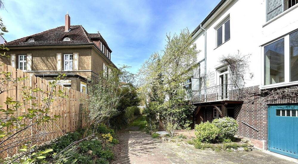 Mehrfamilienhaus, Wohnhaus Hannover Waldhausen - 7 Zimmer, 230 m&sup2;, 880.000&euro; | Angebot:25700057