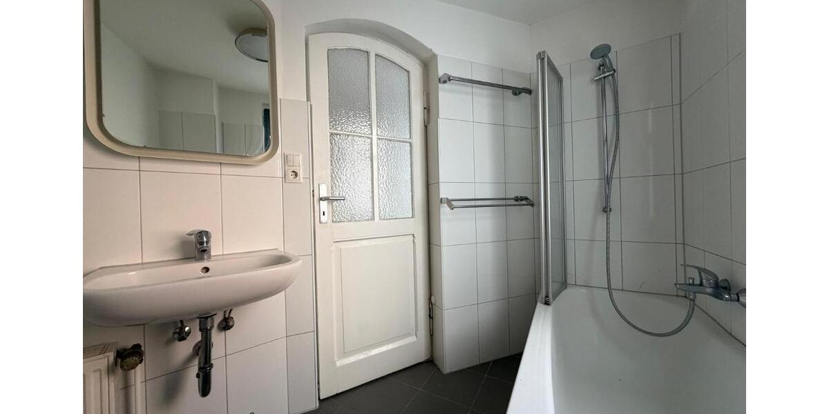 Etagenwohnung Hannover Döhren-Wülfel - 3 Zimmer, 89 m&sup2;, 979&euro; | Angebot:25790284