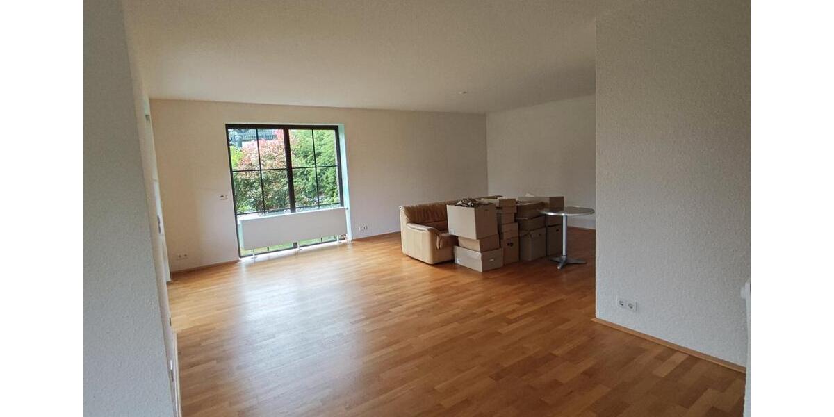 Einfamilienhaus Laatzen - 4 Zimmer, 150 m&sup2;, 1.700&euro; | Angebot:26582094