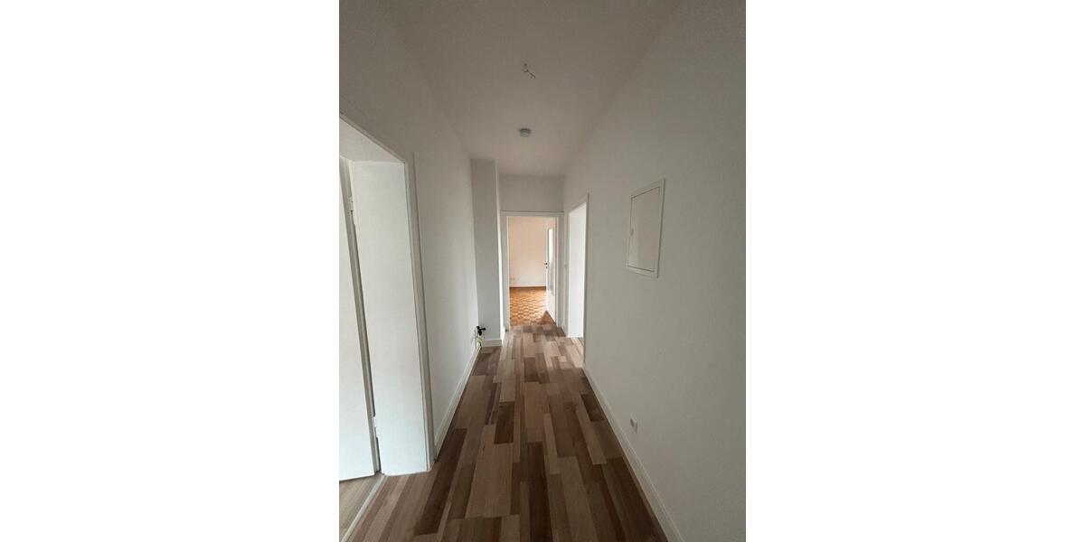 Erdgeschoßwohnung Lehrte - 3 Zimmer, 80 m&sup2;, 800&euro; | Angebot:25933187