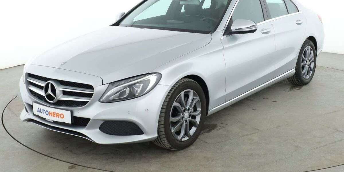 Mercedes-Benz C 220 98.281 km 18.900 &euro; Laatzen 30880