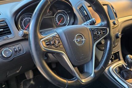 Opel Insignia 271.000 km 2.500 &euro; Salzgitter 38226
