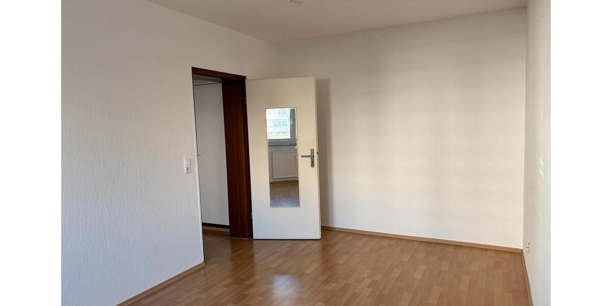 Etagenwohnung Hildesheim Bockfeld - 2 Zimmer, 72 m&sup2;, 570&euro; | Angebot:25308617