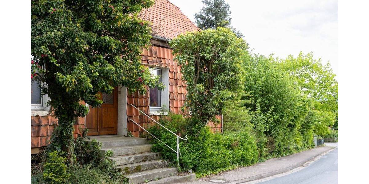 Einfamilienhaus Coppenbrügge Brünnighausen - 8 Zimmer, 183 m&sup2;, 450.000&euro; | Angebot:25705858
