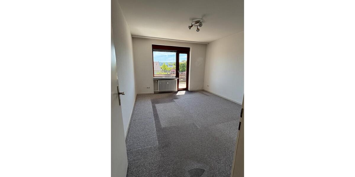 Etagenwohnung Hildesheim Bockfeld - 4 Zimmer, 87 m&sup2;, 840&euro; | Angebot:26415863