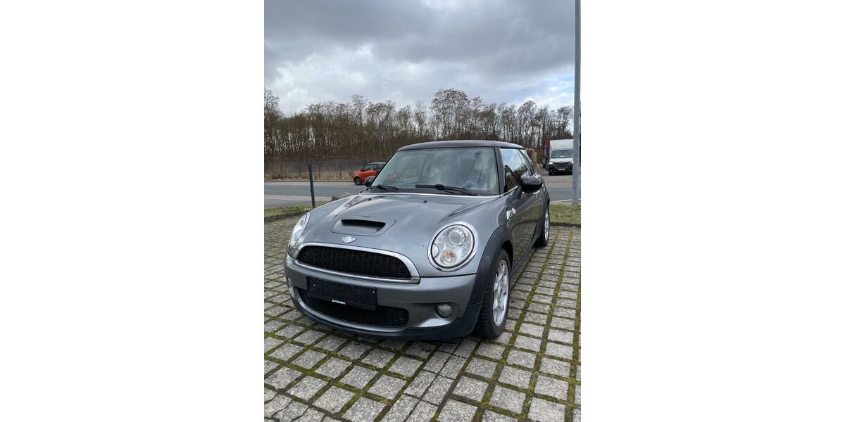 Mini Cooper S 153.000 km 6.490 &euro; Hannover 30539