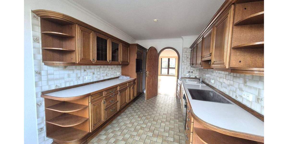 Etagenwohnung Hannover Südstadt - 3 Zimmer, 110 m&sup2;, 1.400&euro; | Angebot:25731739