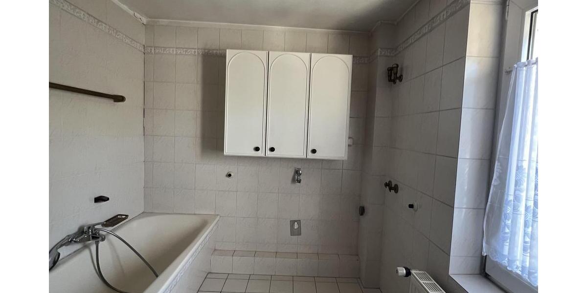 Viel Freiraum für Ihre Ideen - Mehrfamilienhaus, Wohnhaus Hildesheim Himmelsthür | Angebot:25646005