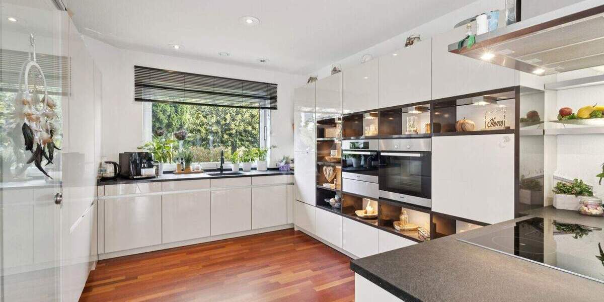 Einfamilienhaus Ronnenberg / Empelde Empelde - 5 Zimmer, 240 m&sup2;, 999.000&euro; | Angebot:25771289