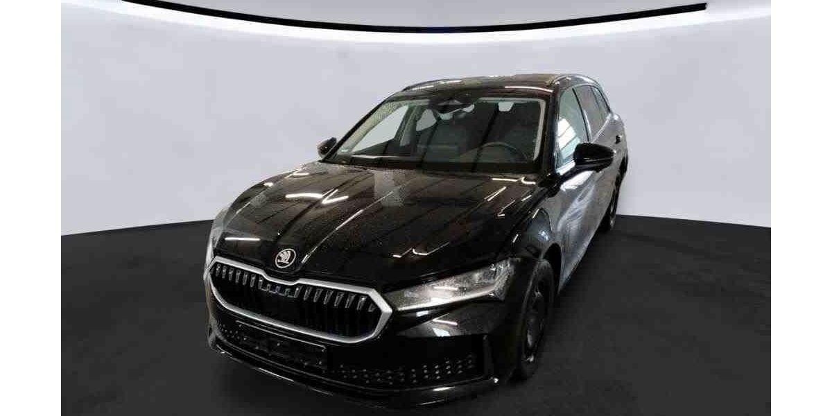 Skoda Superb 82.500 km 28.490 &euro; Peine 31228