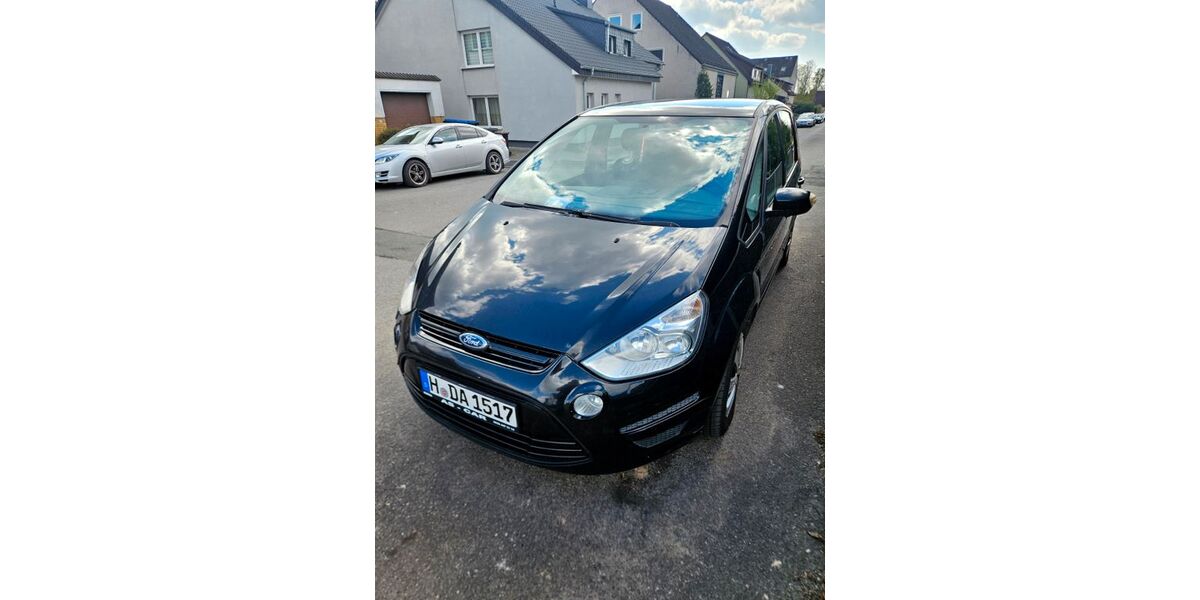 Ford S-Max 252.000 km 3.300 &euro; Laatzen 30880