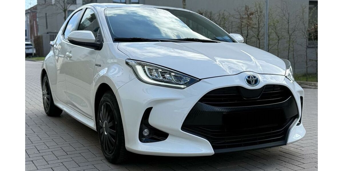 Toyota Yaris 40.000 km 15.799 &euro; Hannover 30179