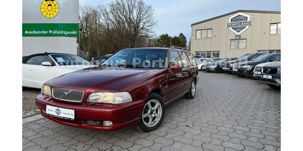 Volvo V70 241.113 km 6.499 &euro; Hannover 30629